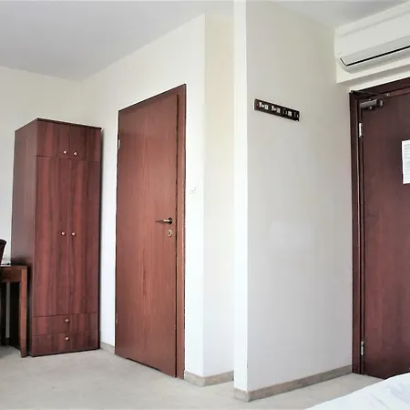 Bed & Breakfast Parnas Old Town Gdansk